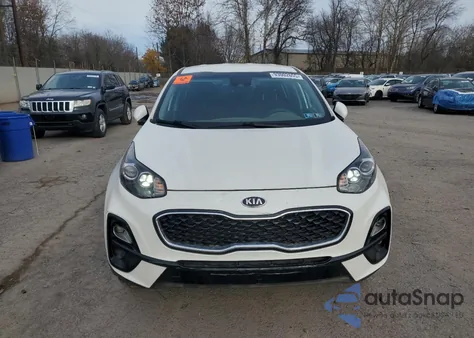 2022 Kia Sportage Lx z USA, uszkodzony, nr VIN KNDPMCAC4N7971028